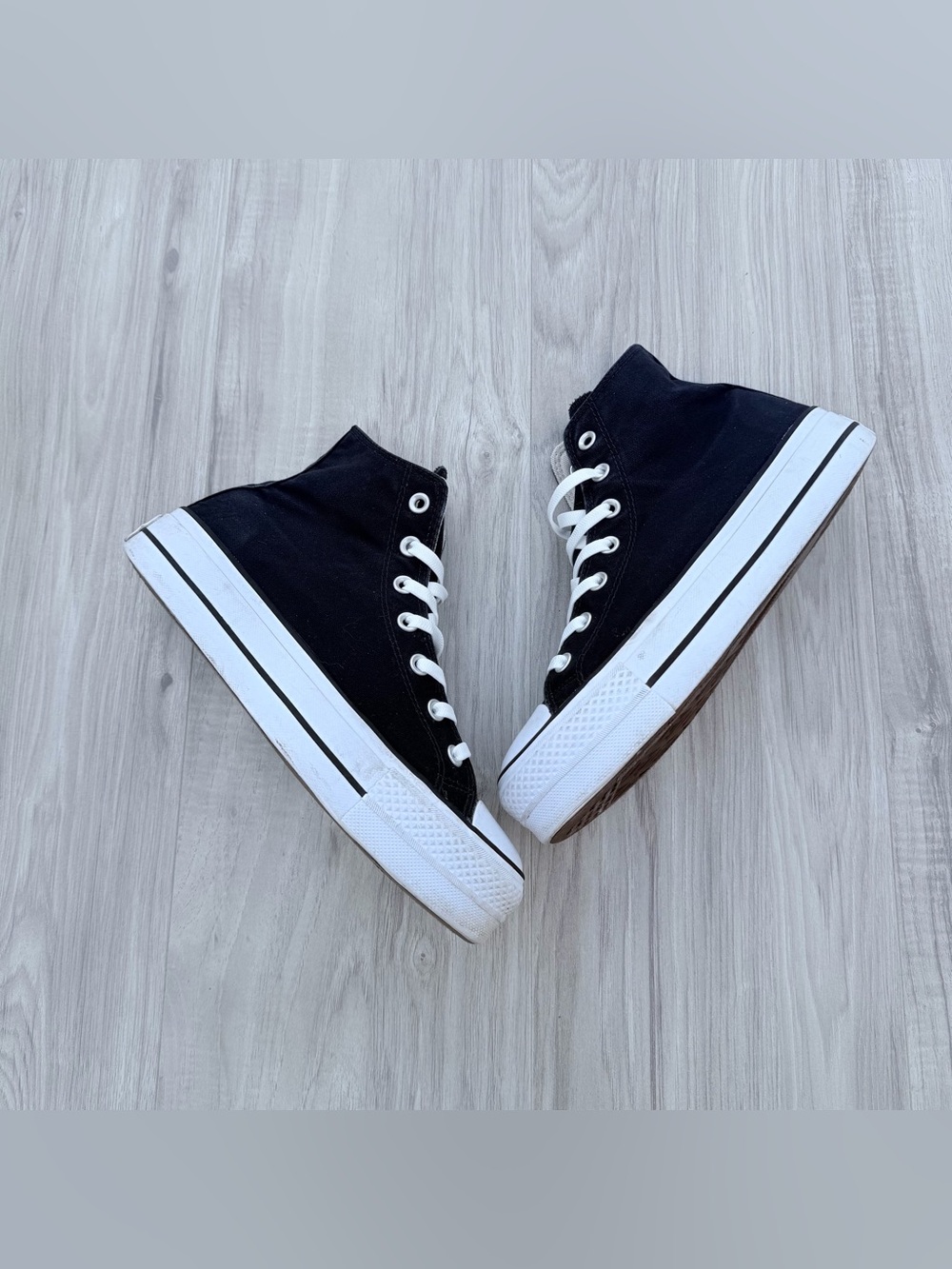 Converse Chuck Taylor All Star Lift Platform High Top Black Women’s 8.5